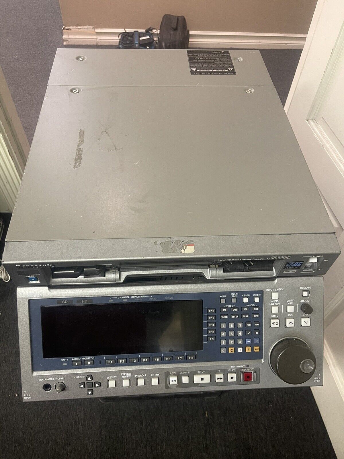 Panasonic AJ-HD3700B D5 1/2" HD Mastering VTR w/ 820 tape hrs 30 DAY WARRANTY